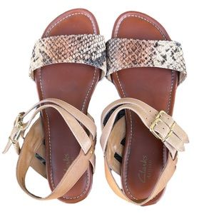 Clark flat sandal with double buckle